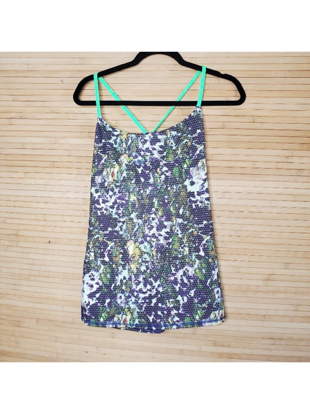 Lululemon Dancing Warrior Floral Tank Top Purple Green White Size 6